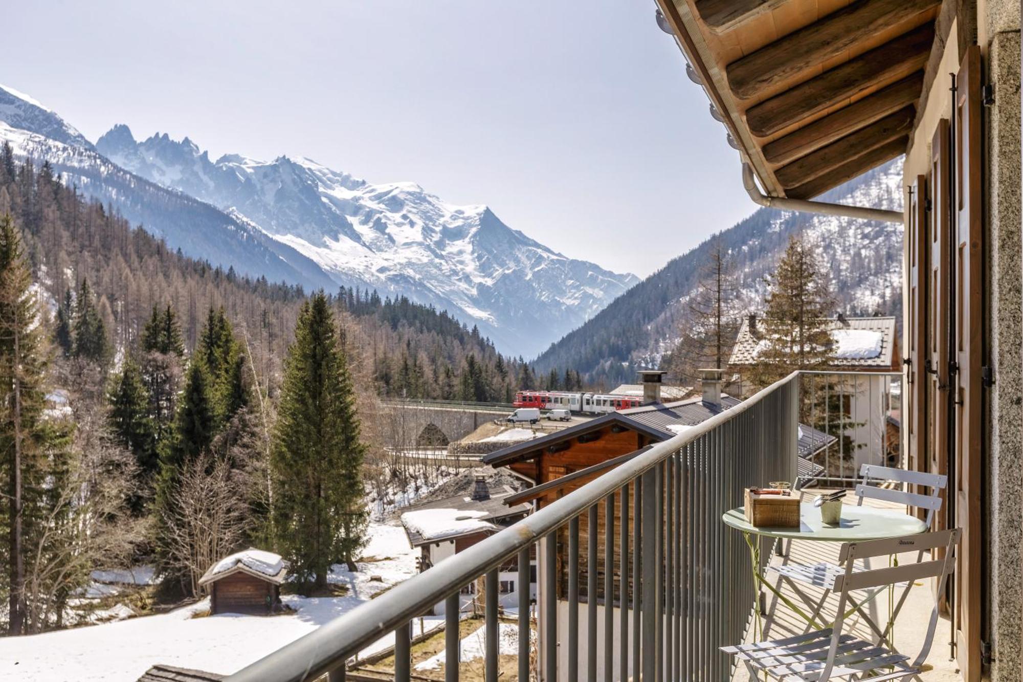 Arsene No 6 - Happy Chamonix